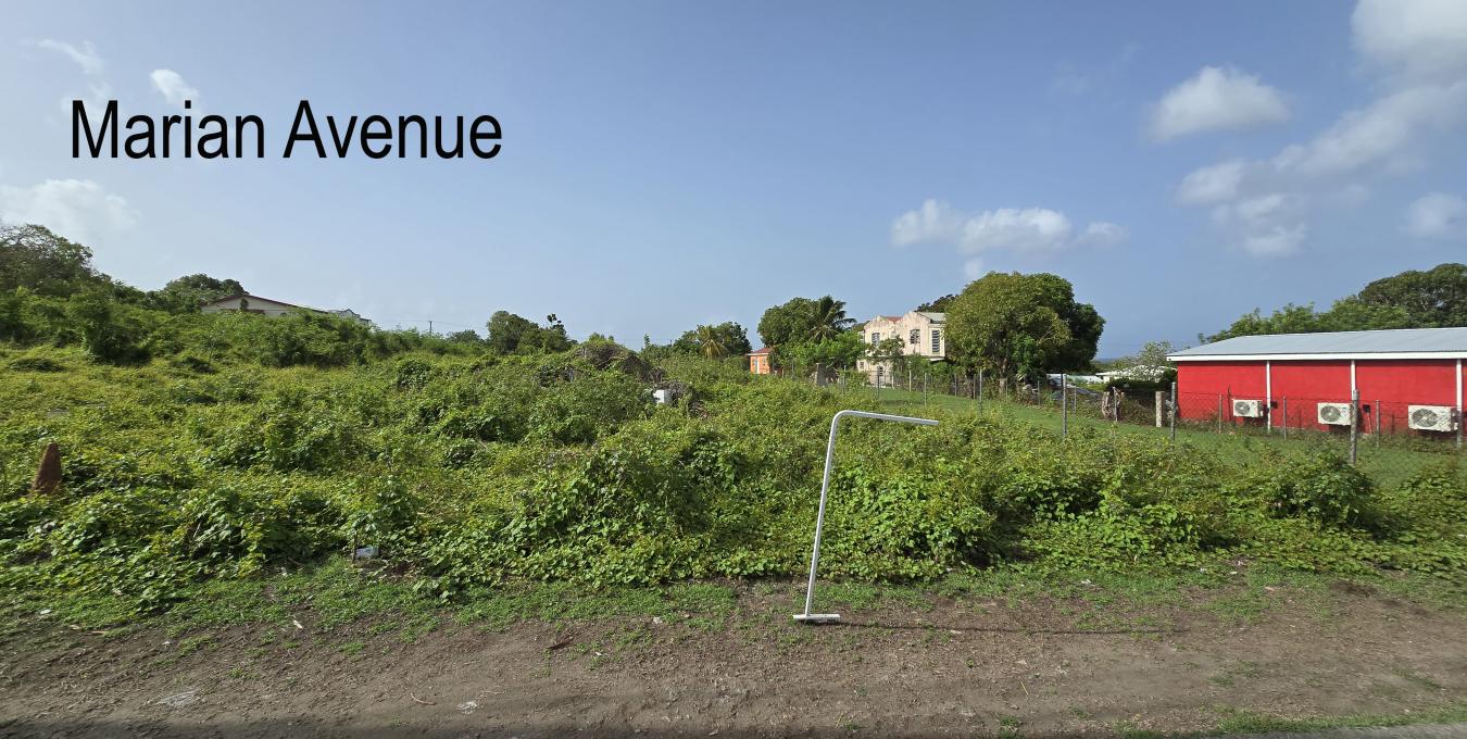 Dual-Access Land – Charlestown