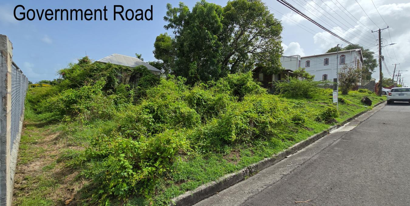 Dual-Access Land – Charlestown