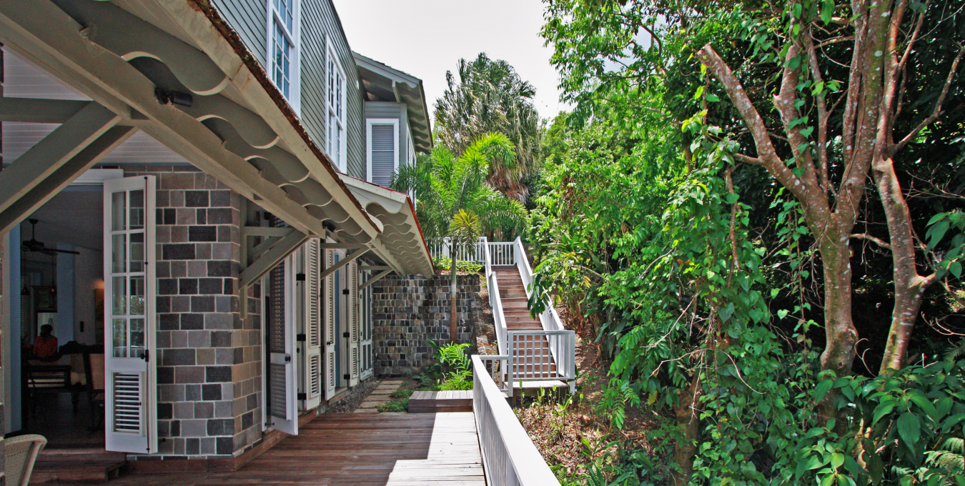 Canopy Villa & Cottages