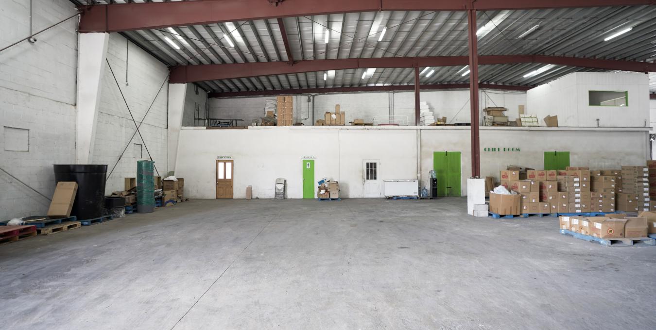 Commercial Warehouse & Office Facility