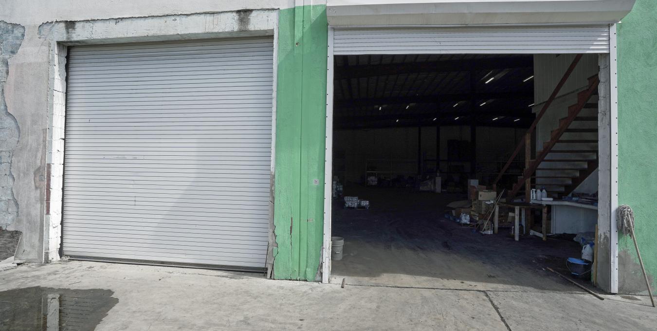 Commercial Warehouse & Office Facility