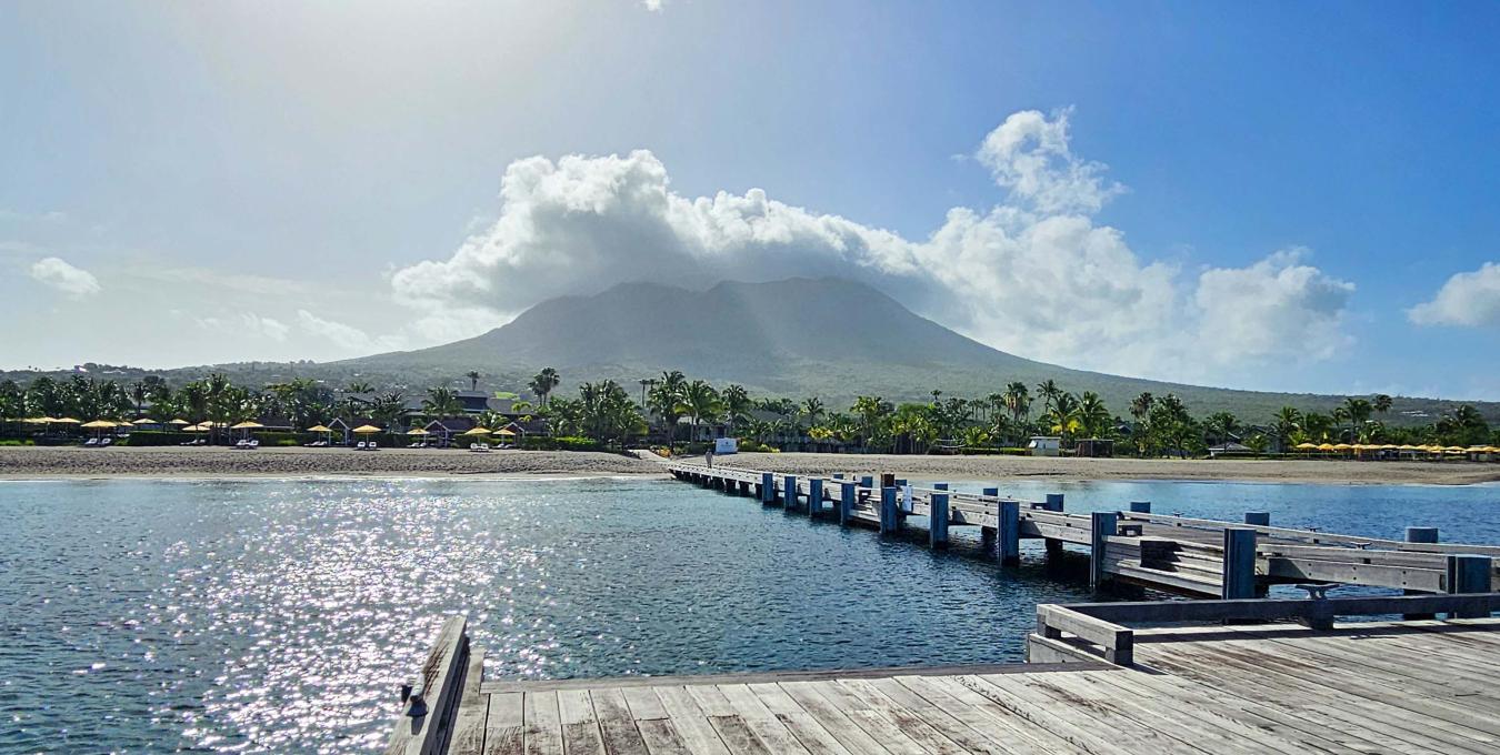 1426 - Four Seasons Resort